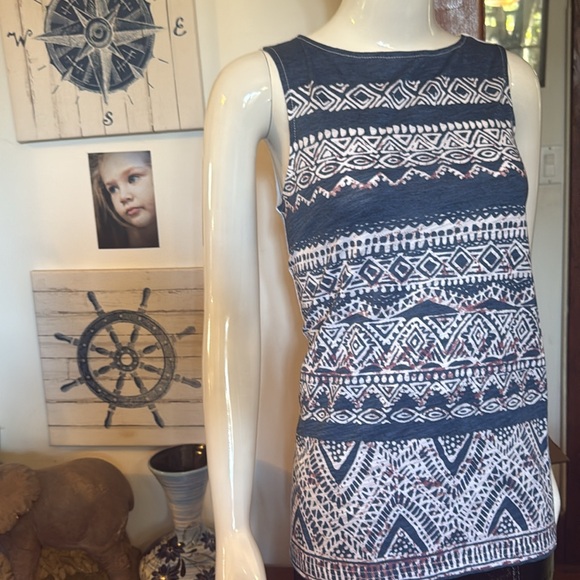 NWT chaps size small Patterned Sleeveless Top - Blue and White - Picture 3 of 6
